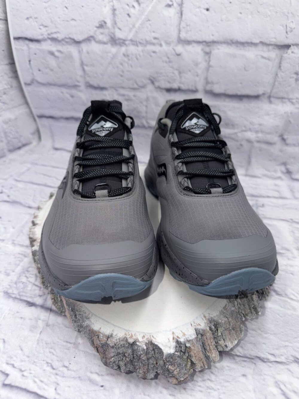 Saucony Womens Peregrine ICE+ 3 Trail Running Hiking Shoes Gray Size 11 - Picture 2 of 10